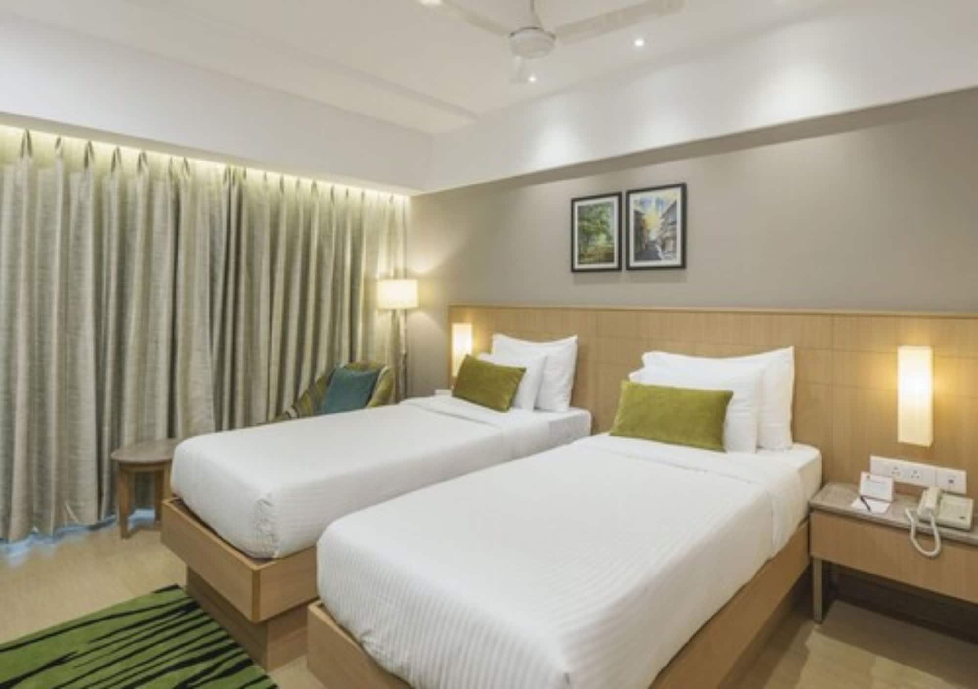 Gcc North Side Hotel Mira-Bhayandar Bagian luar foto