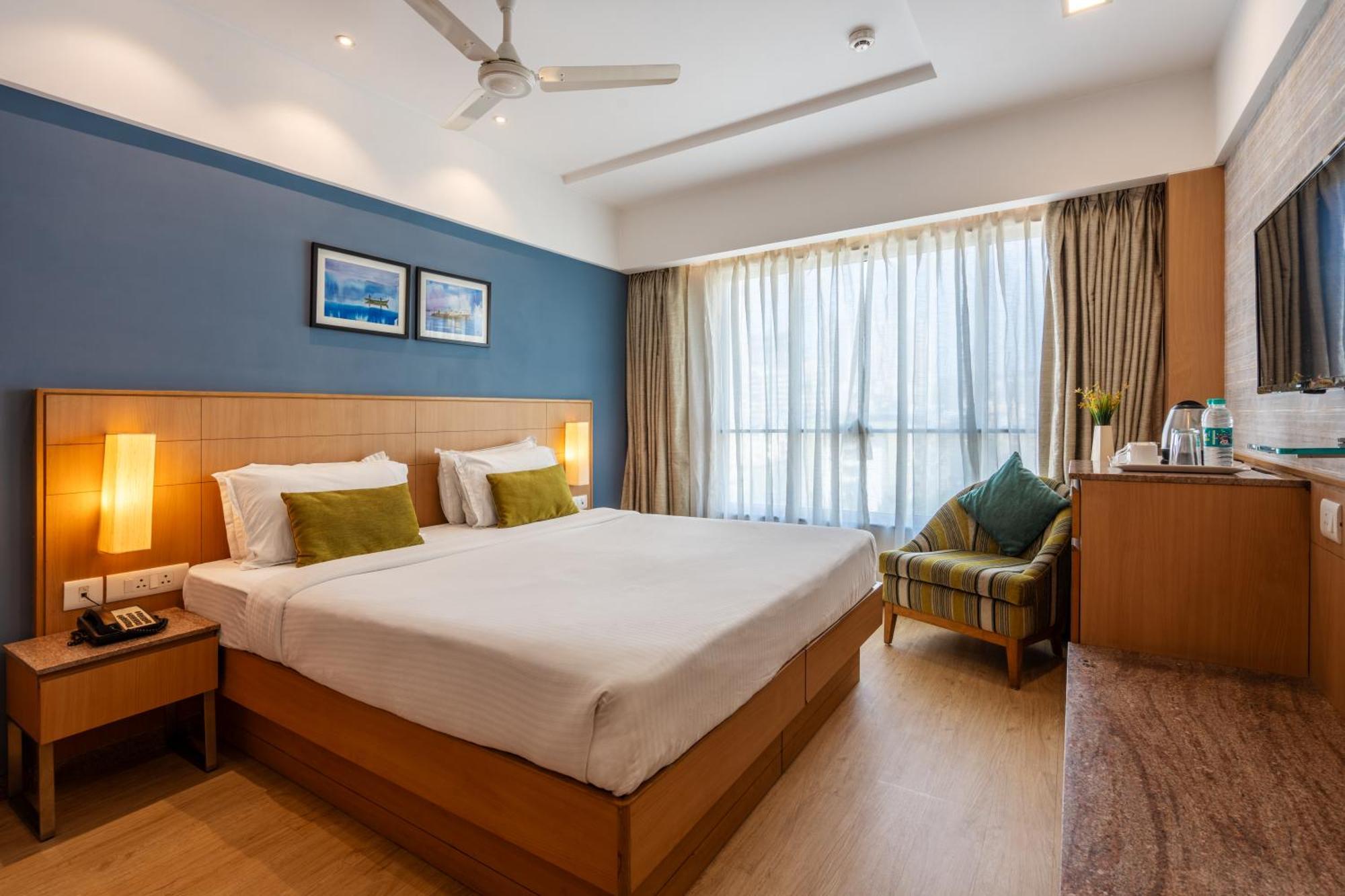 Gcc North Side Hotel Mira-Bhayandar Bagian luar foto